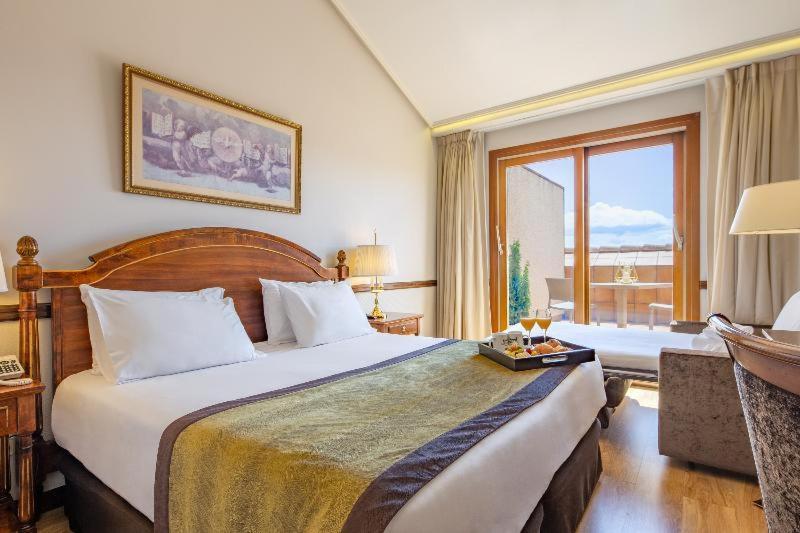 Exe Reina Isabel Hotel Avila