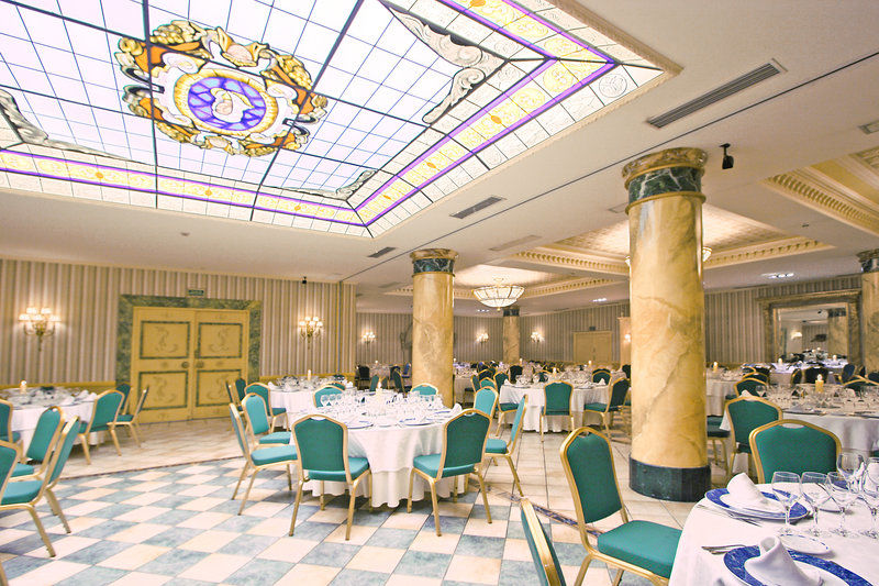 Exe Reina Isabel Hotel Avila