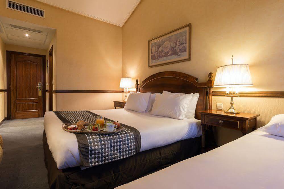 Hotel Exe Reina Isabel