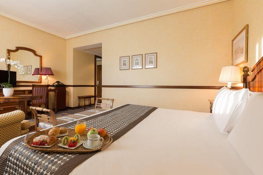 Hotel Exe Reina Isabel